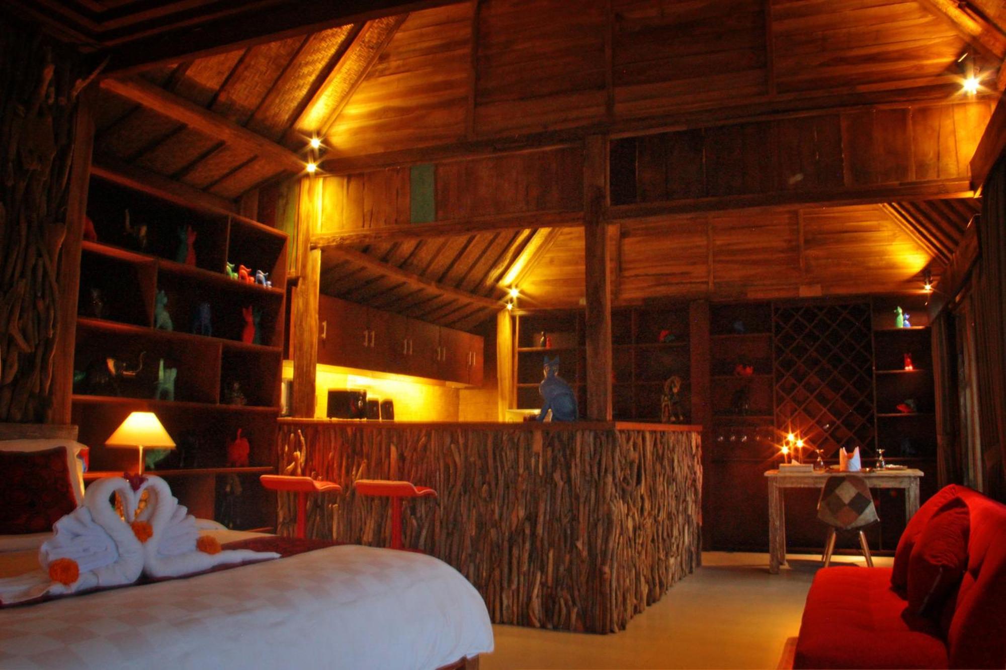 Ubud Virgin Villa Room photo