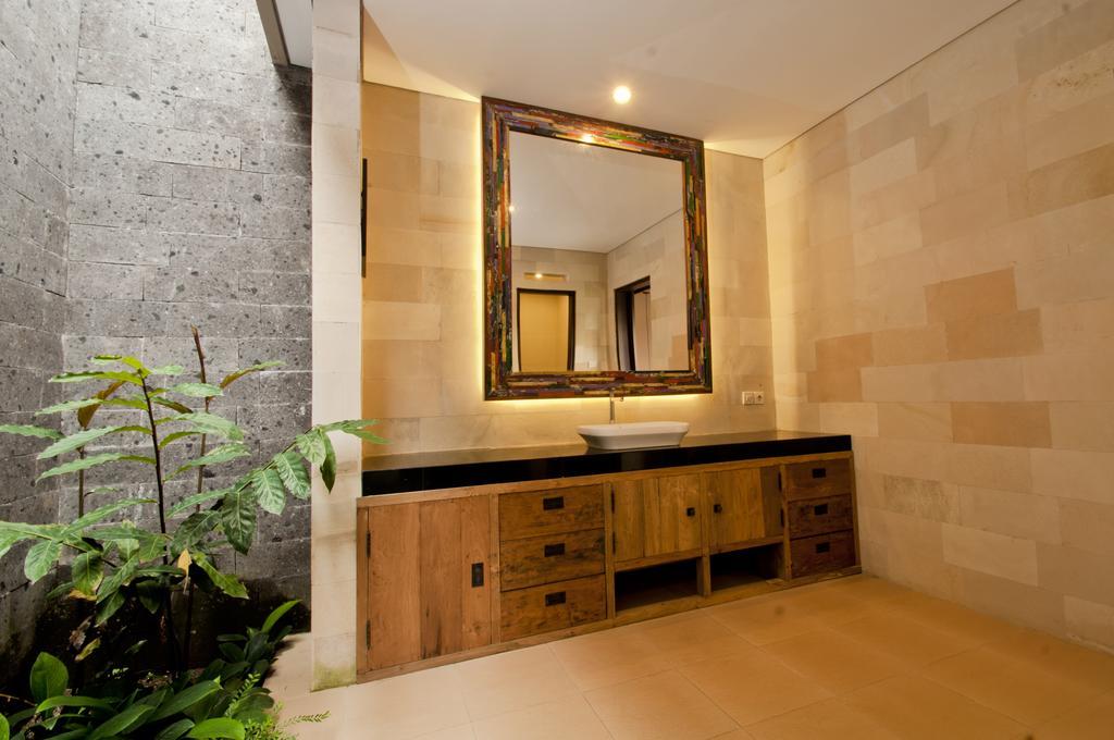Ubud Virgin Villa Exterior photo