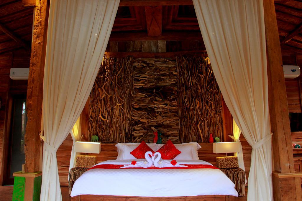 Ubud Virgin Villa Exterior photo